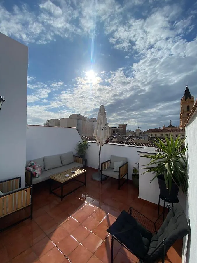 Adela & Private Courtyard By Ele Apartments Μάλαγα